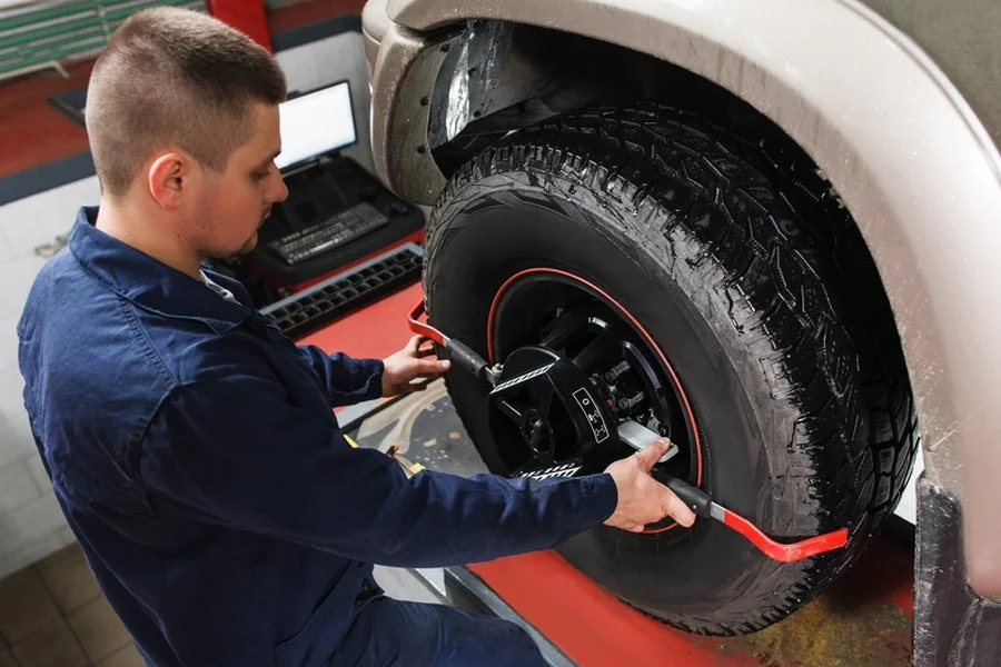 Key Benefits Of Professional Tire Change Services For Drivers Memphis, TN